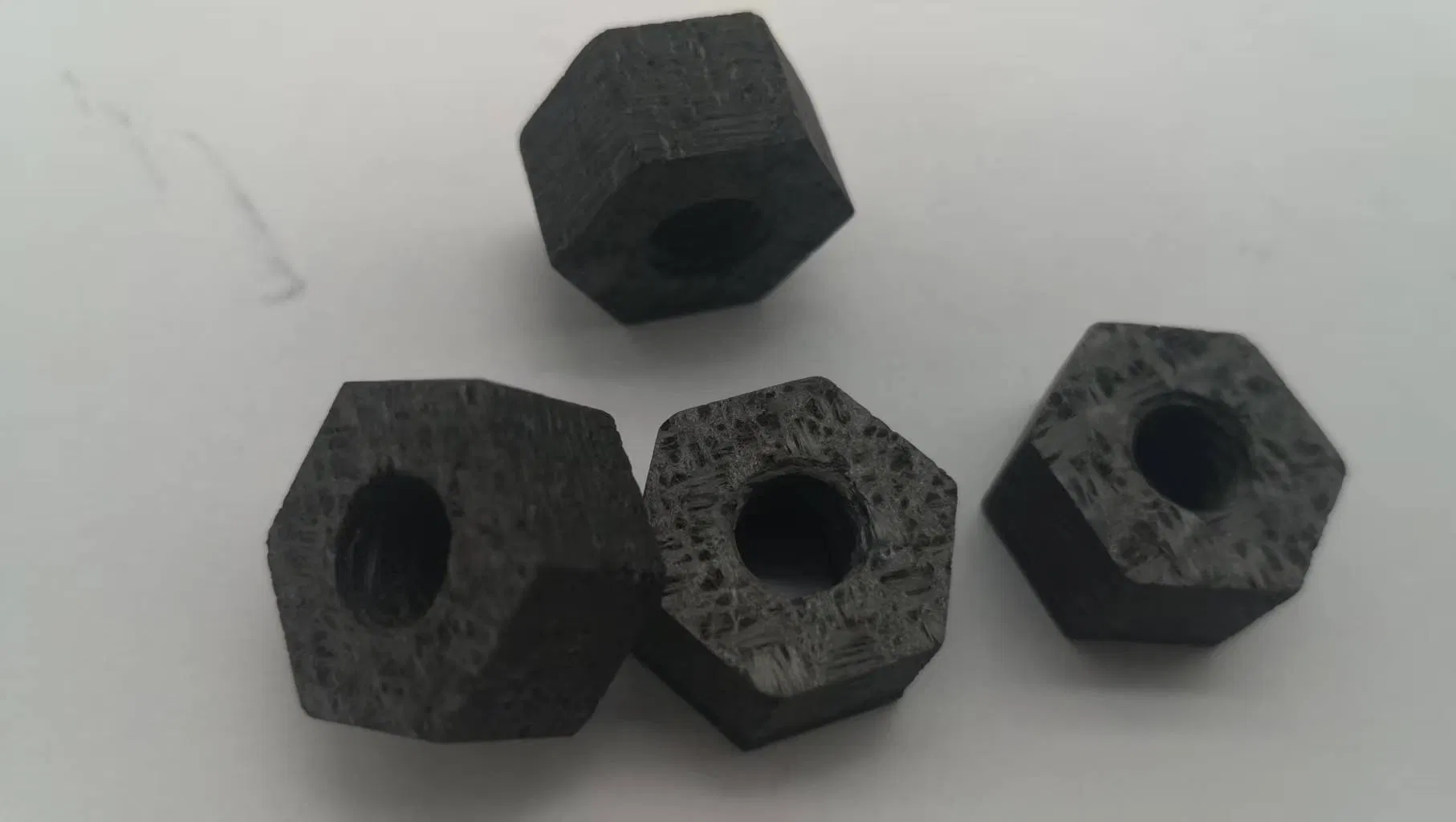 Manufacturers Customize Lightweight High-Stiffness Carbon-Carbon Nut and Fastener for Automotive Industry