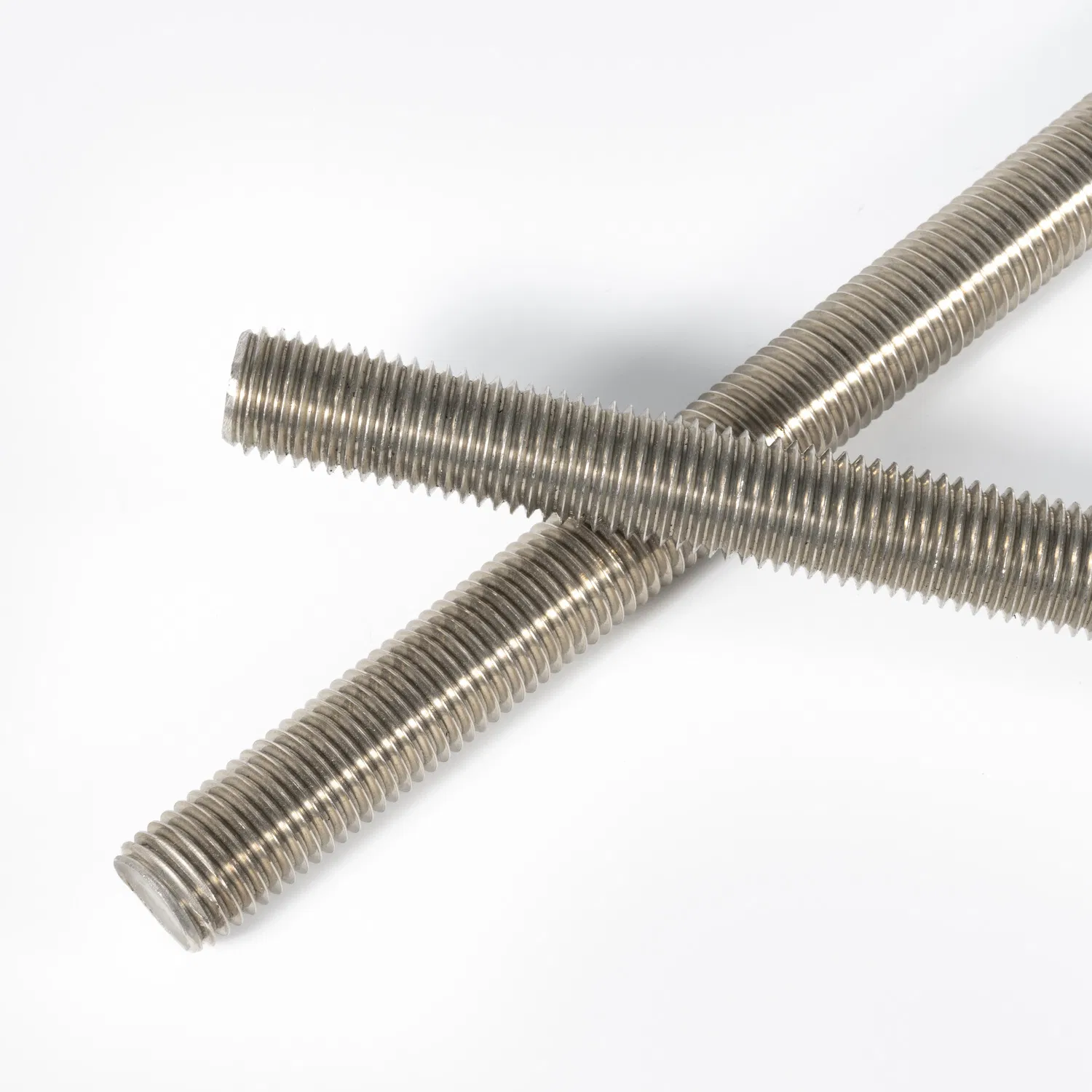 OEM Customized Service Zinc Plated Black Home Furnishing Decoration Metric Thread Solid Q235 Q195 M3-M50 Threaded Rod B7 Thread Rod/Stainless Steel Thread Rod