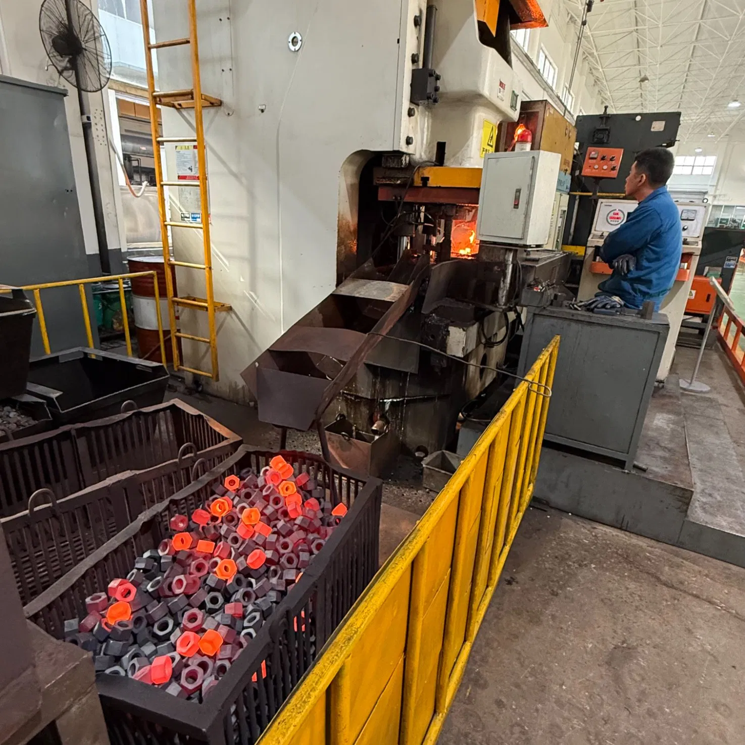 Alloy Stainless Threaded Fasteners with Half Thread Design for Construction