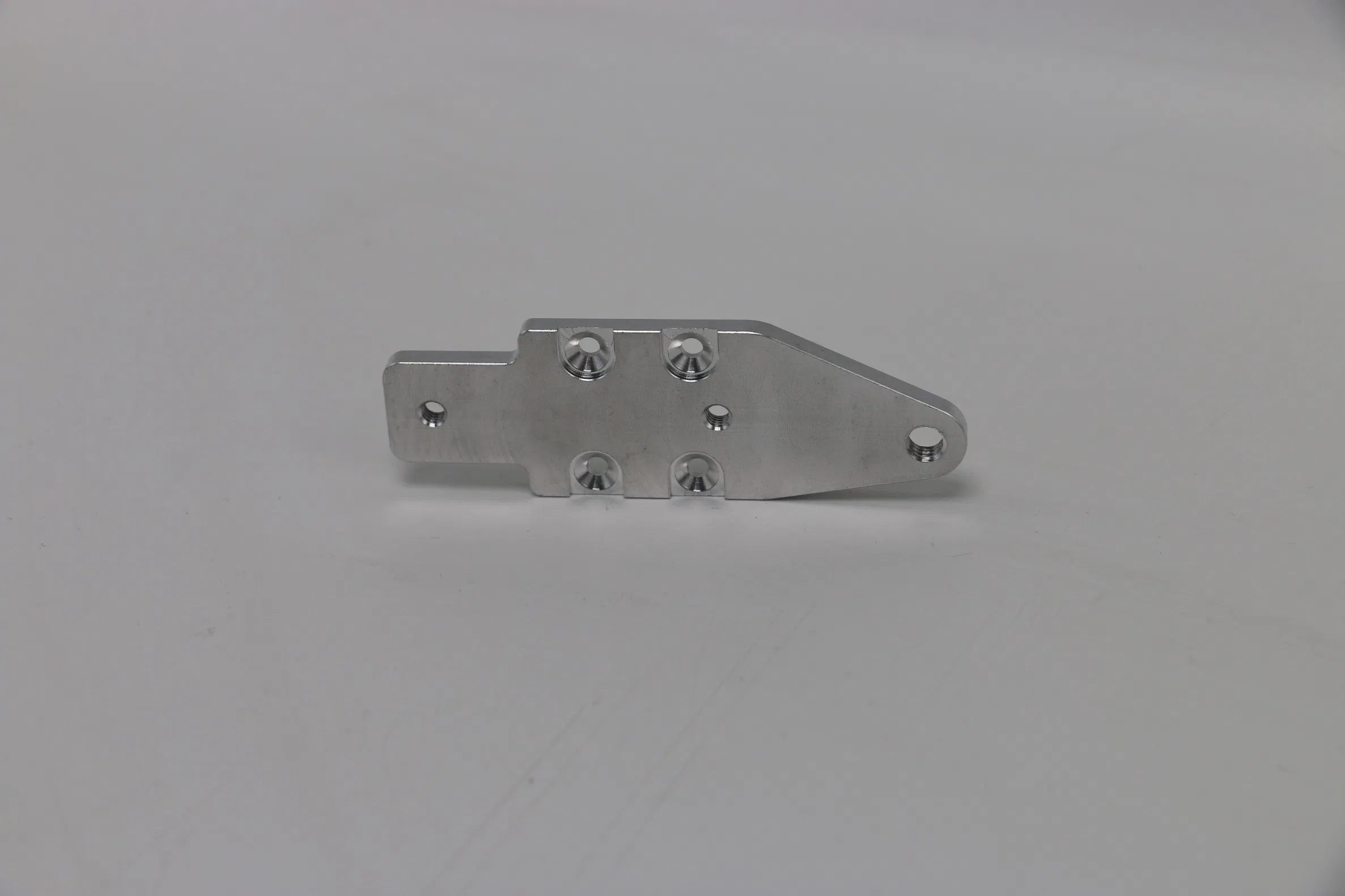Energy-Saving Recyclable Aluminum Alloy CNC Water Jet Cutting Threading Coated Corrosion-Resistant Fastener