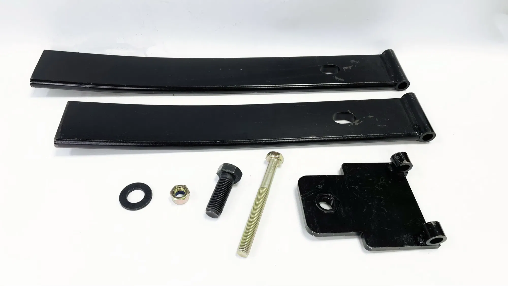 Custom-Made Professional Fasteners for Automotive and Truck Forging Services Clamps Bolts Nuts Washers