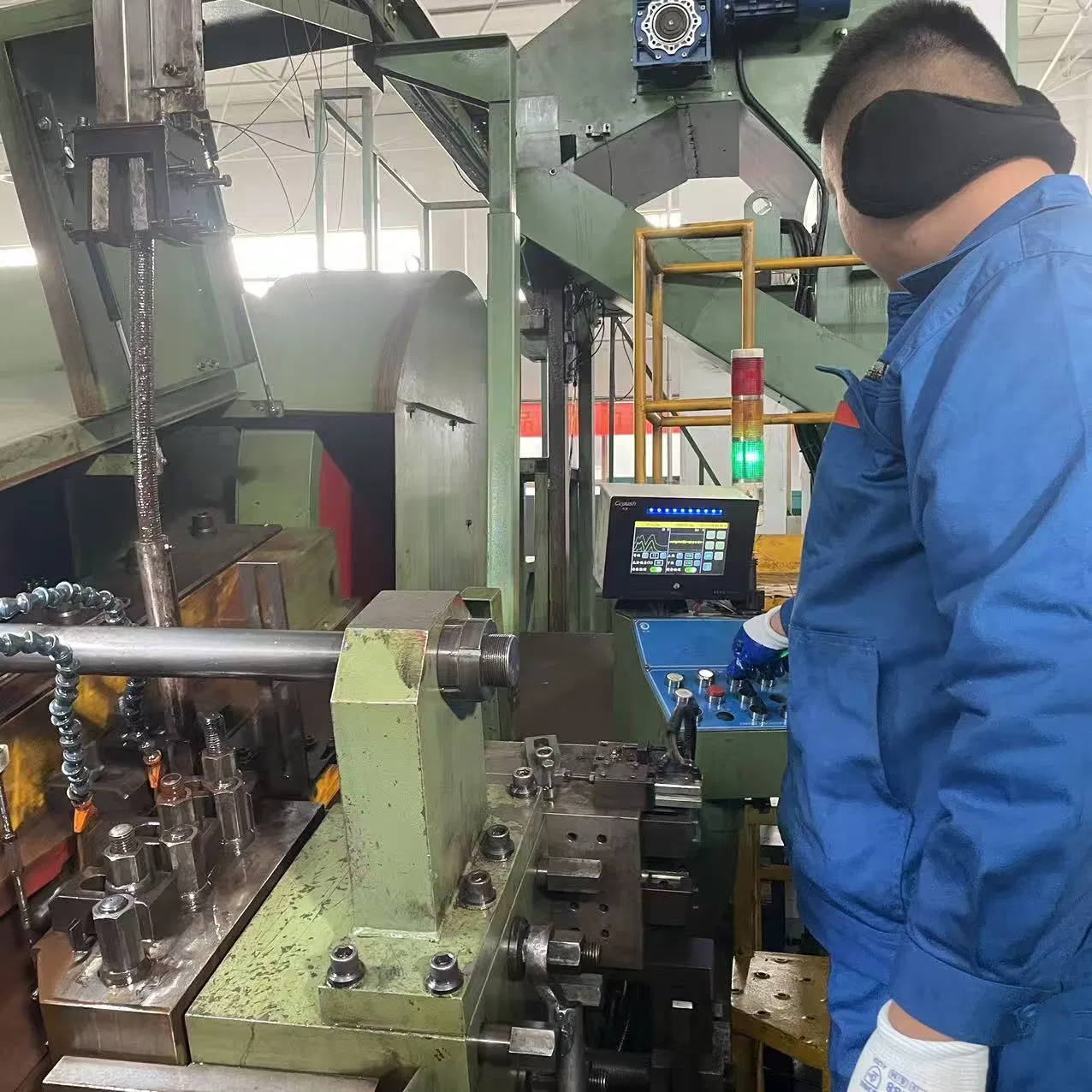 Hex Flange Stainless Steel Fastener for Heavy-Duty Applications