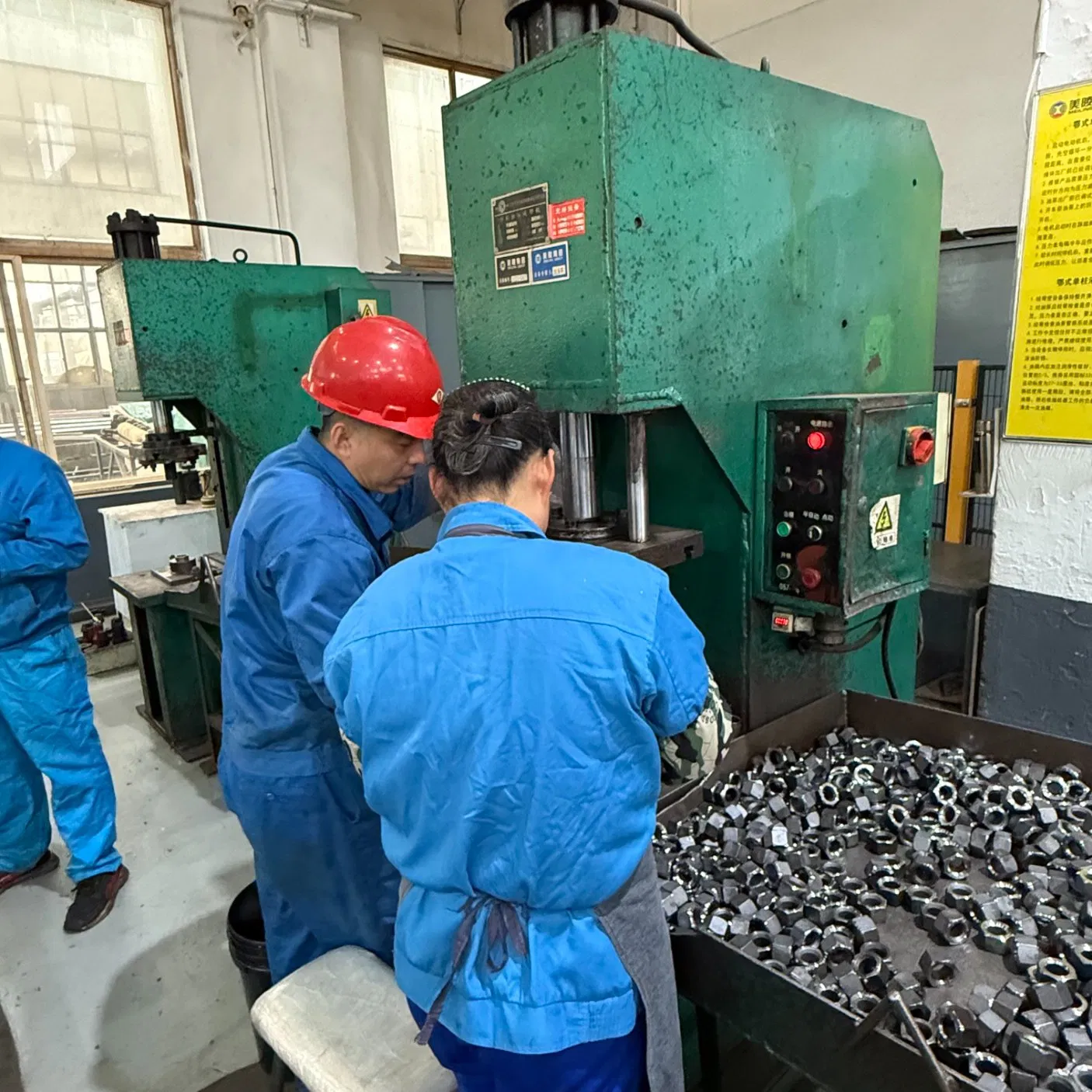 Alloy Stainless Threaded Fasteners with Half Thread Design for Construction