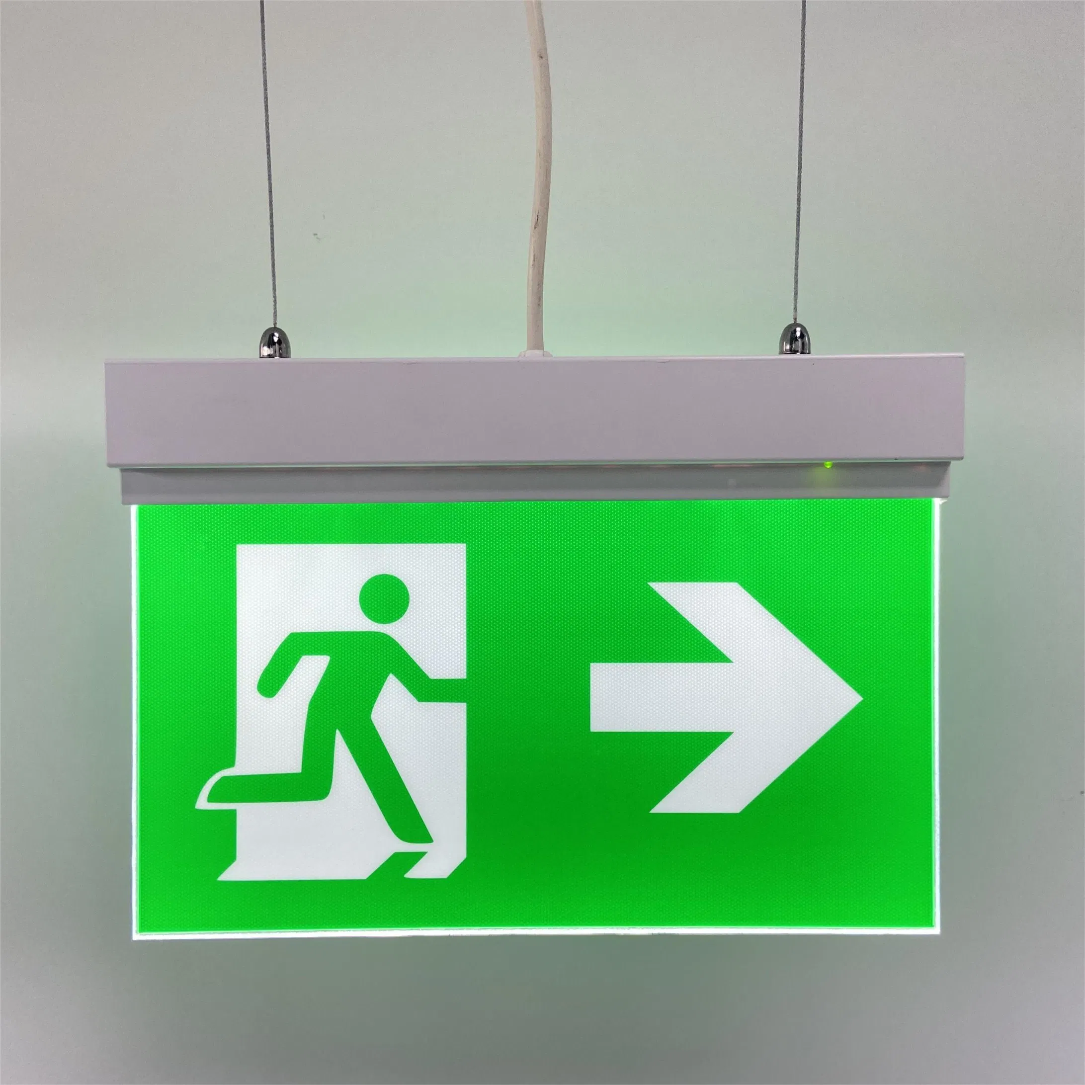 Sinal de Saída de Emergência com Luzes de Resgate Suspensas Montadas de 5 Instalações LED