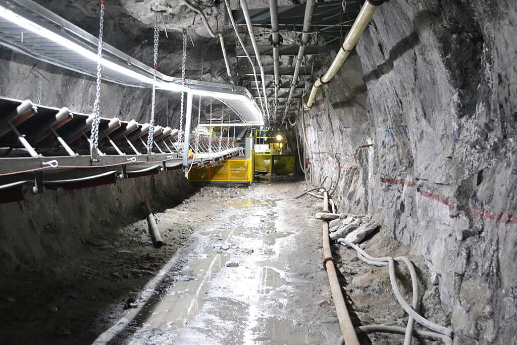 Fita de LED pesada e à prova d'água para projetos de iluminação subterrânea e de túneis