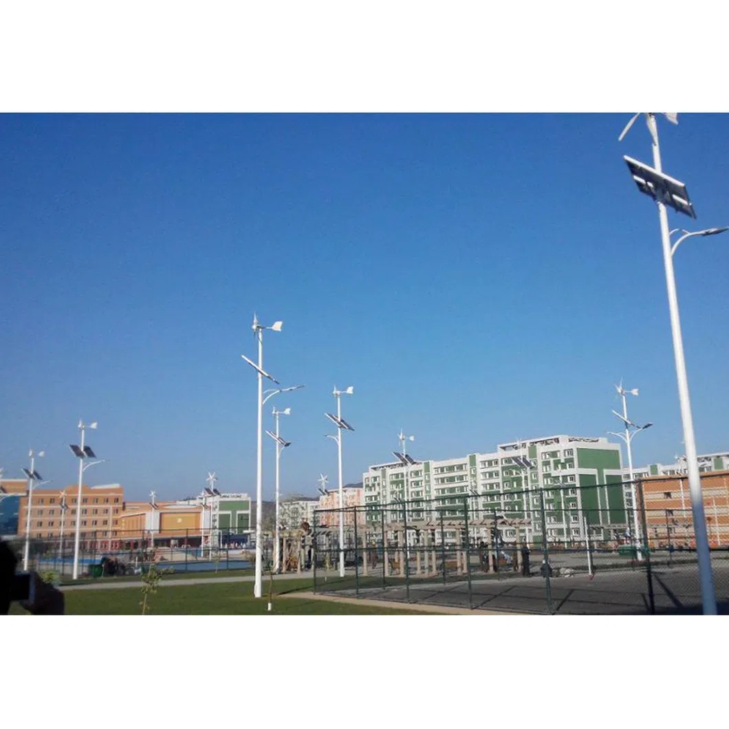 Luz de rua híbrida alimentada por solar e vento com sensor óptico durável para caminhos em vilas rurais
