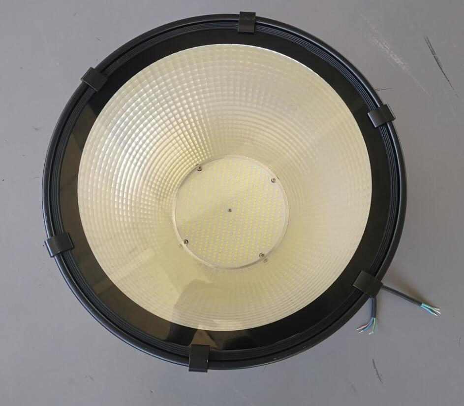 Luz LED de Alta Baía Industrial para Armazém Fábrica Playground 300W 400W 500W