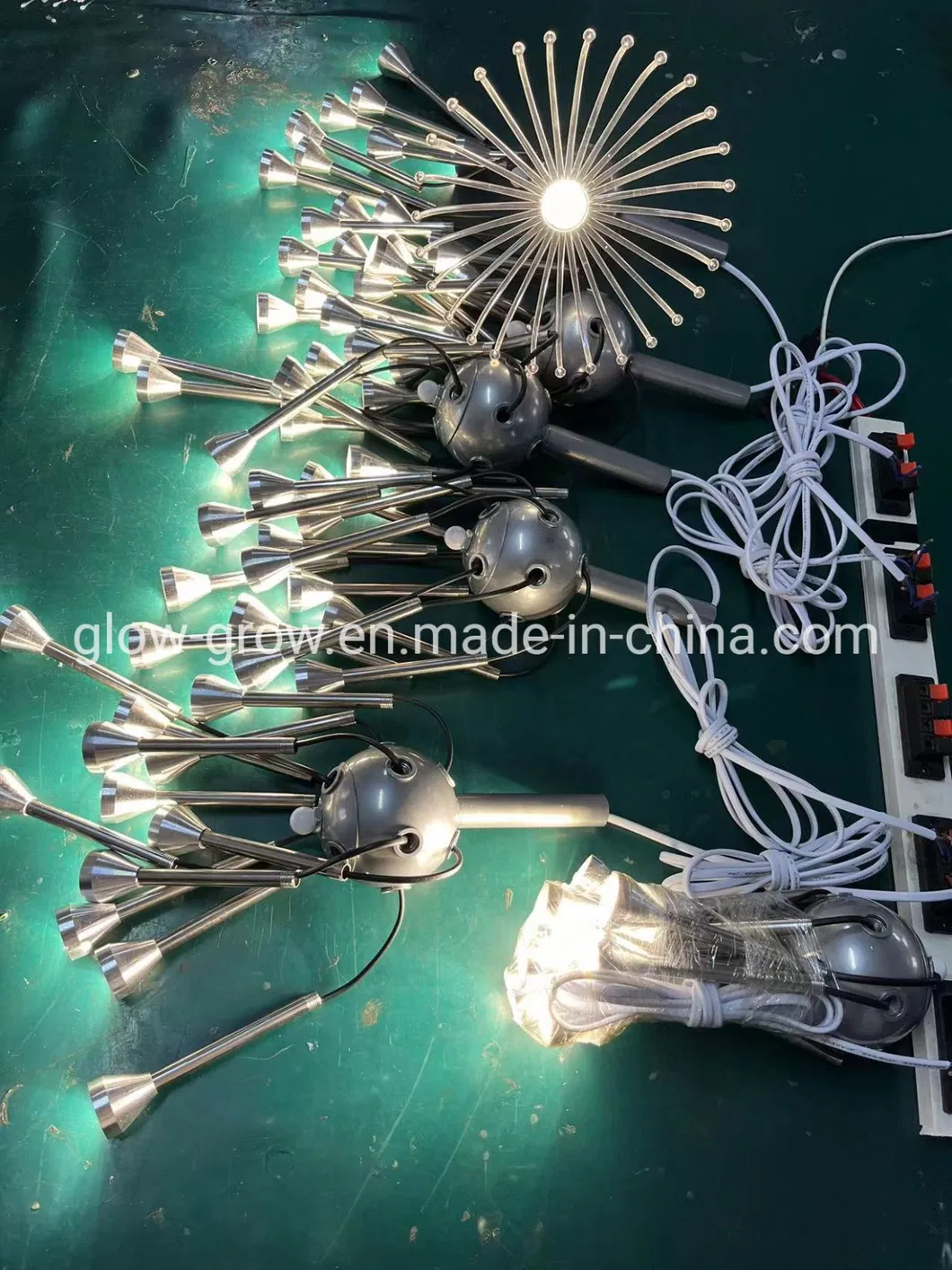 Projeto 3D Lâmpada de Luz de Pólo com Motivo de Dente de Leão em RGB para Evento, Decoração de Natal e Feriados