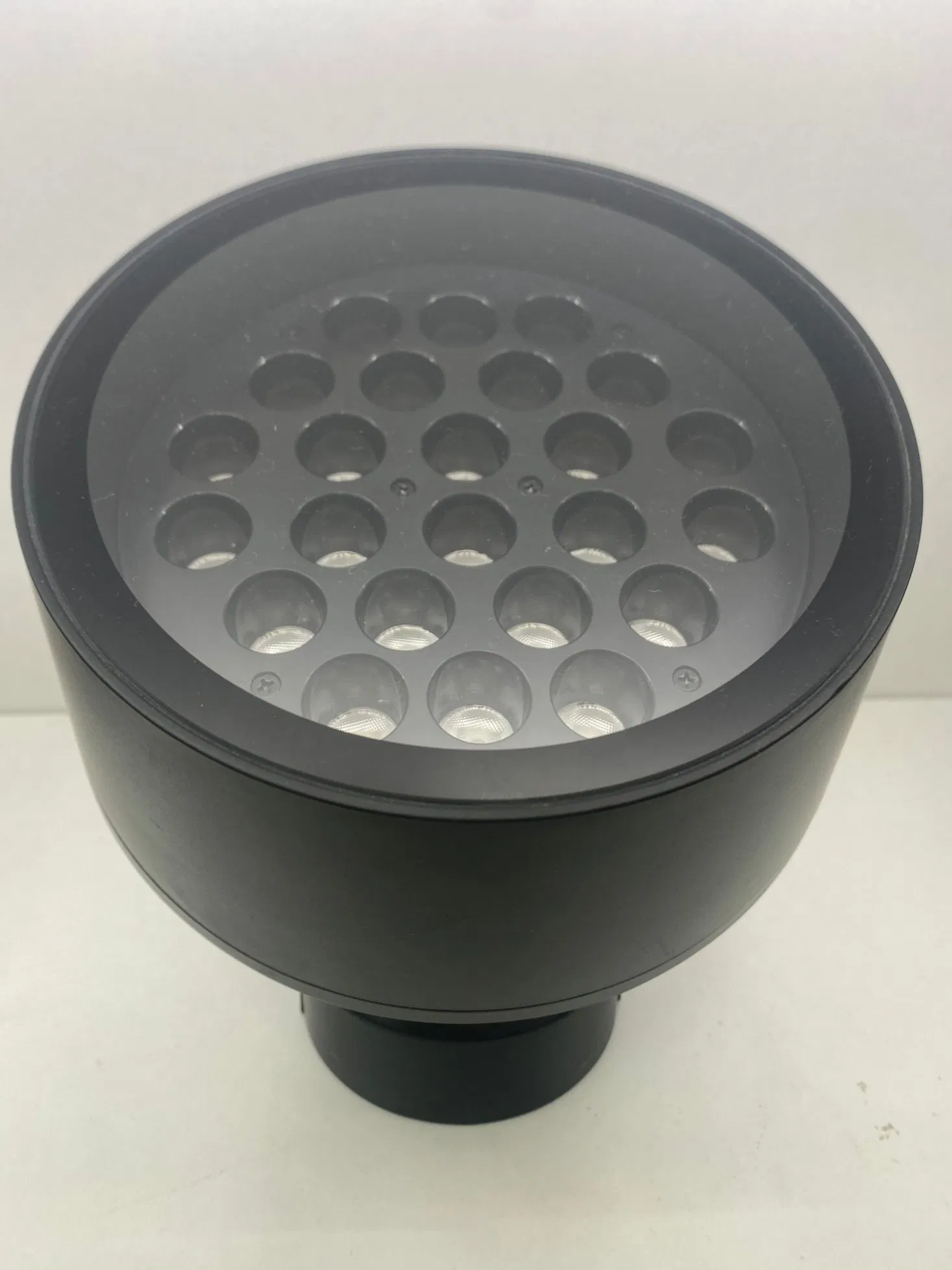 Iluminação de Jardim Externa Spot LED Personalizada RGB 60W