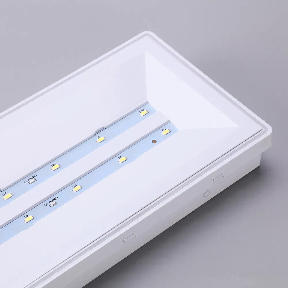 Lanterna LED de Emergência Recarregável Multifuncional com Placa de Saída com 3 Anos de Garantia Certificação CE para Shopping Center, Hotel