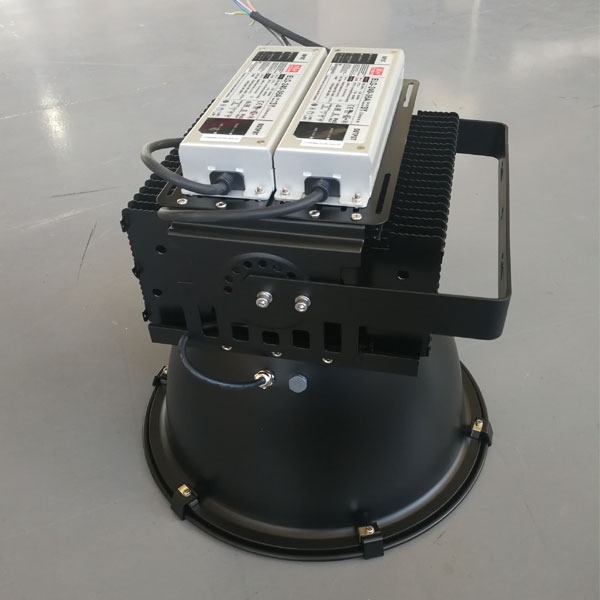 Iluminação Industrial para Exterior 300W 400W 500W 1000W Refletor LED de Estádio/Luz LED de Alta Baía para Grande Armazém Playground Iluminação Arquitetônica de Reserva