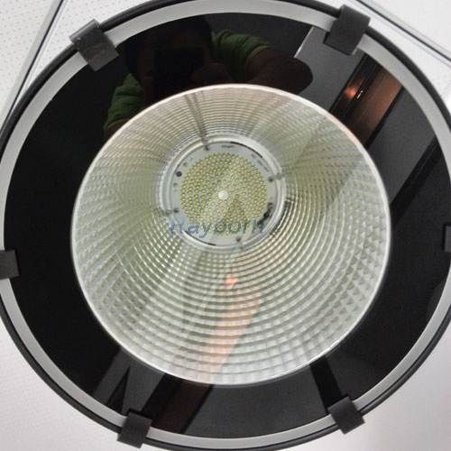 Iluminação Industrial para Exterior 300W 400W 500W 1000W Refletor LED de Estádio/Luz LED de Alta Baía para Grande Armazém Playground Iluminação Arquitetônica de Reserva