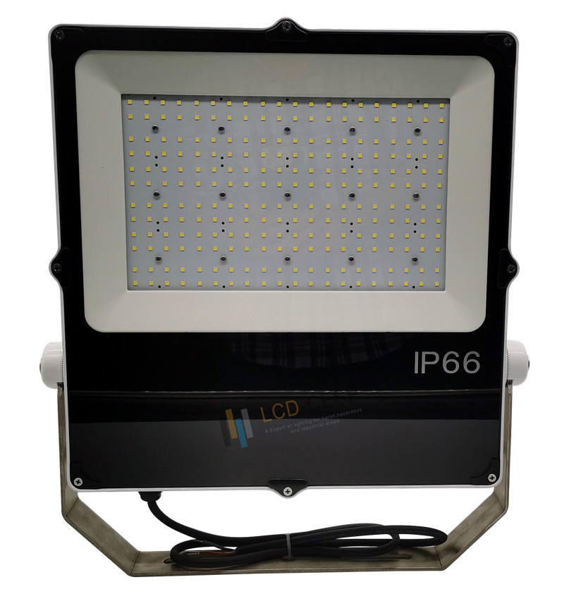 Feixe de Luz Estreito Largo 10deg 20deg 90deg 120deg Luzes de Inundação LED para Planta de Celulose e Papel Iluminação de Segurança ao Ar Livre Iluminação Arquitetônica Fabricante da China