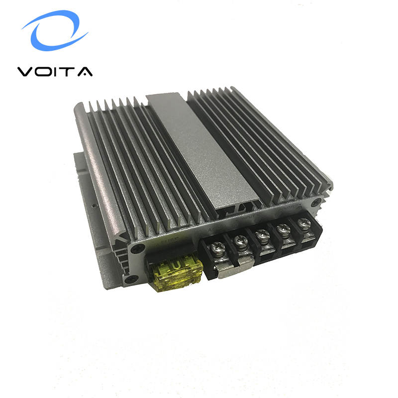DC-DC Battery Charger 12V to 28V 30A Charger for RV Batteries for Gererators Lead Acid Batteries