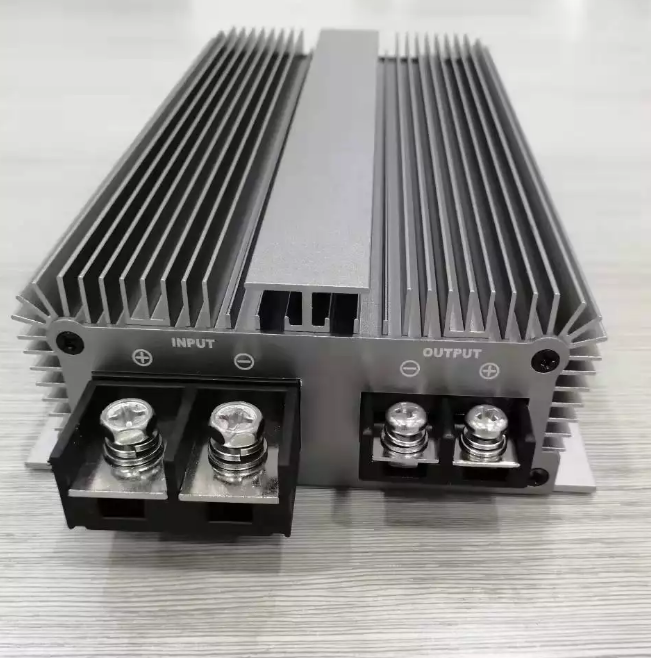 China Manufacturer Golf Cart Voltage Reducer 72V to 12V 80A 85A Step Down Converter