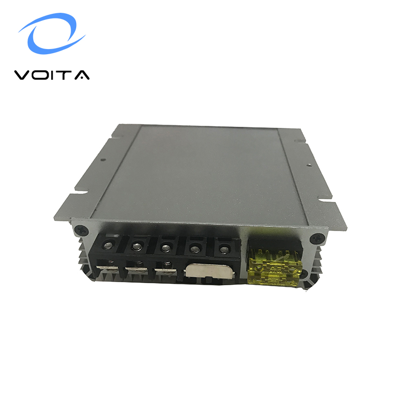 DC-DC Battery Charger 12V to 28V 30A Charger for RV Batteries for Gererators Lead Acid Batteries