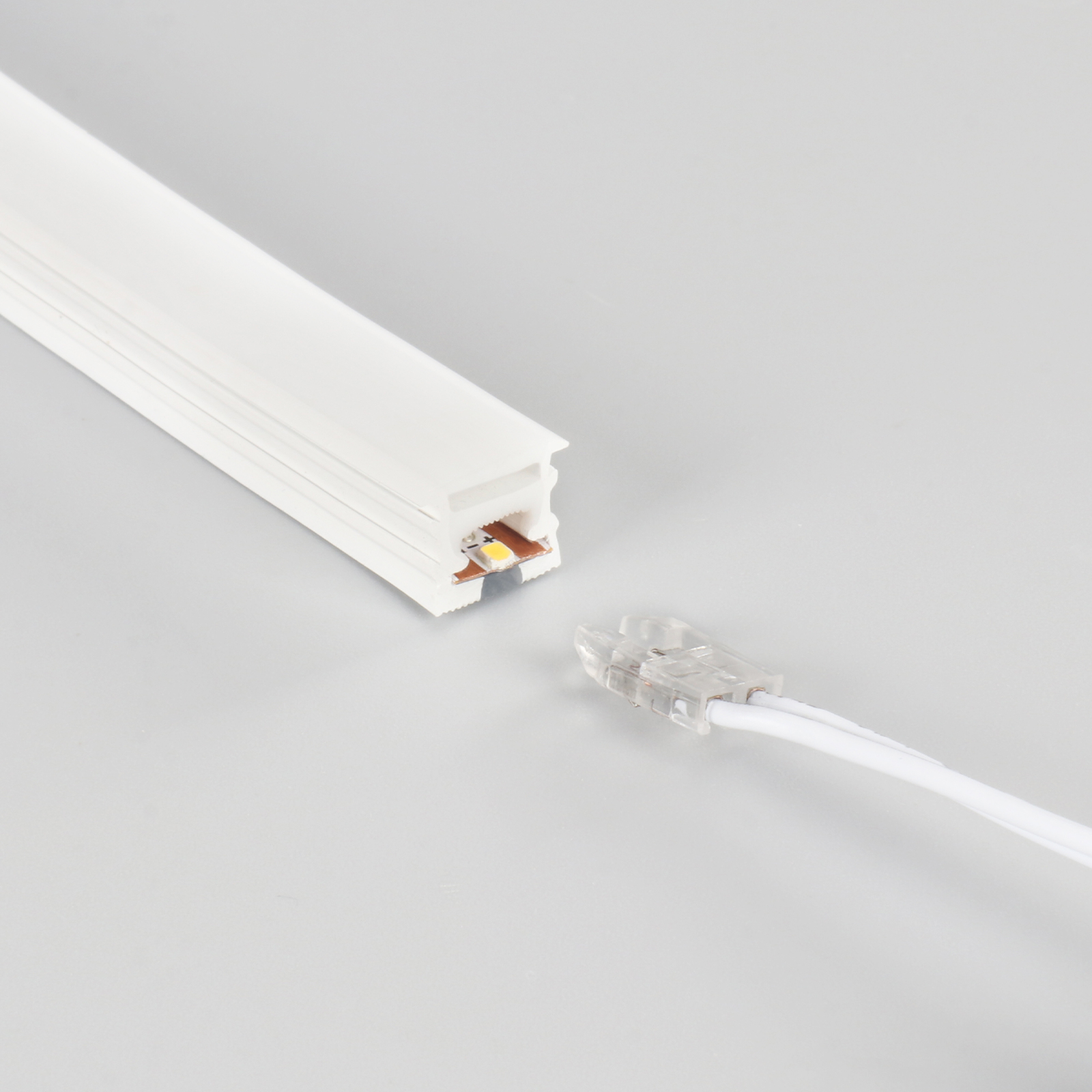 N1010T-FCFS Waterproof RGB LED Neon Strip Light for Bar Bridge Buildings & Swimming Pool Landscape Lighting IP67 Rating