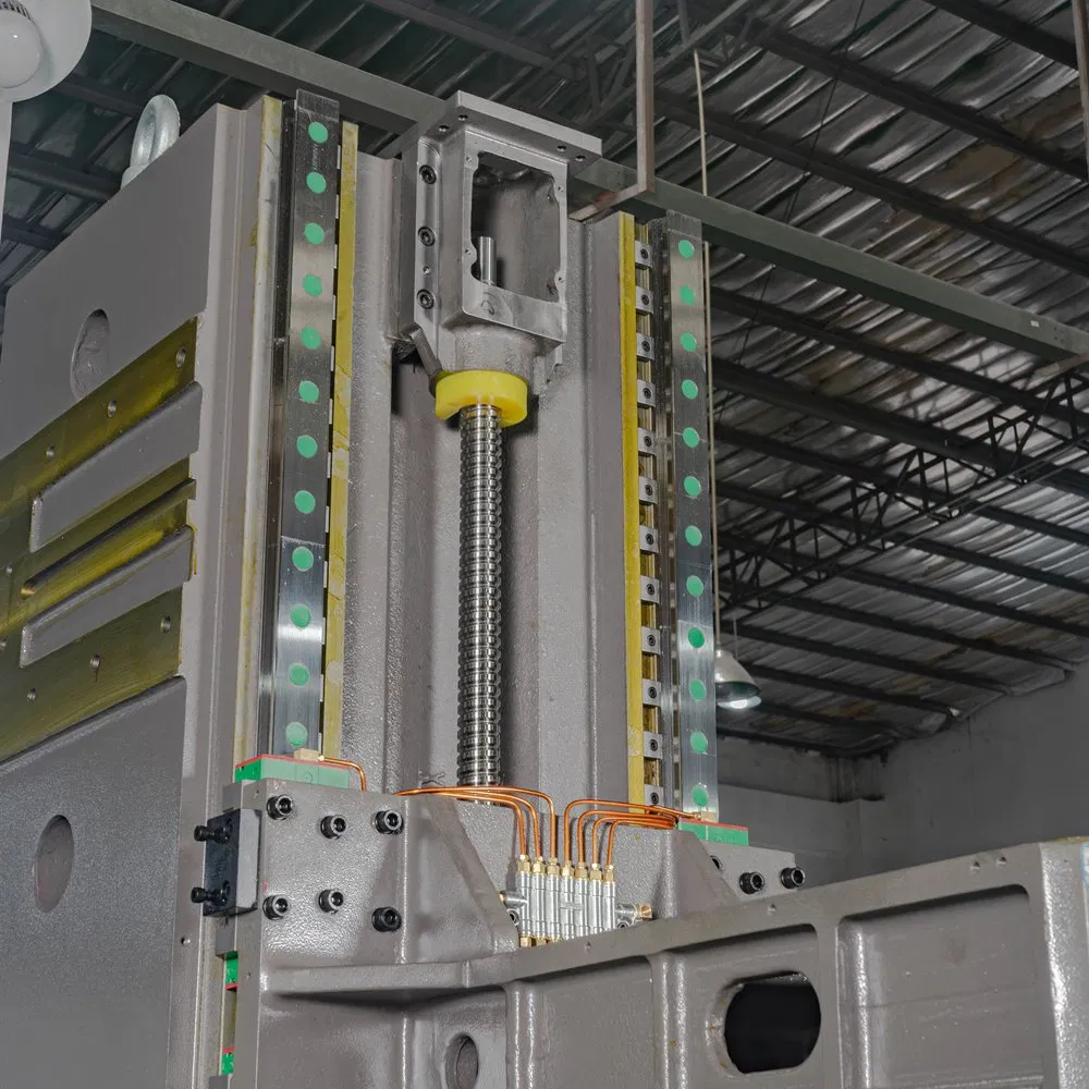 مركز تشغيل عمودي دقيق CNC Glorymaq GM-V1160 للعمليات على المحور 3/4/5