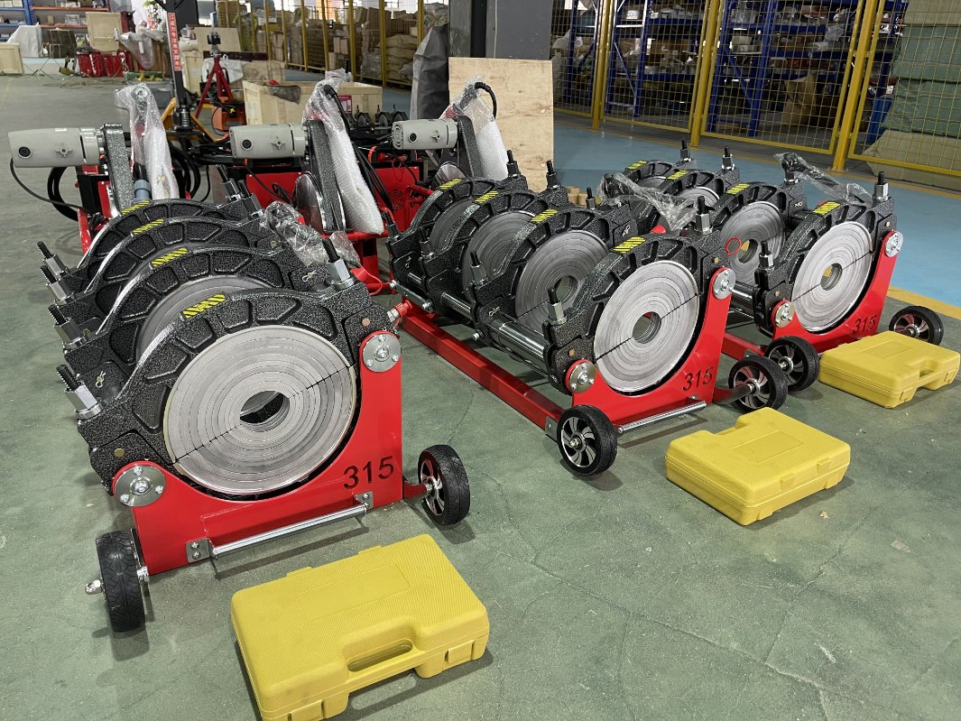 315mm آلة لحام أنابيب HDPE آلة لحام تركيبات أنابيب HDPE آلة لحام الاندماج Butt Fusion آلة لحام أنابيب البلاستيك بتقنية الاندماج Butt Fusion سعر المصنع