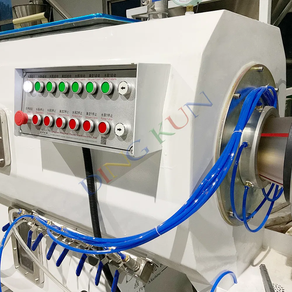 ماكينة الأنابيب HDPE