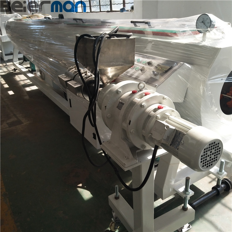 آلة إنتاج خط بثق أنابيب الغاز/الماء من البلاستيك PE/PP/HDPE/PVC/PPR Pert