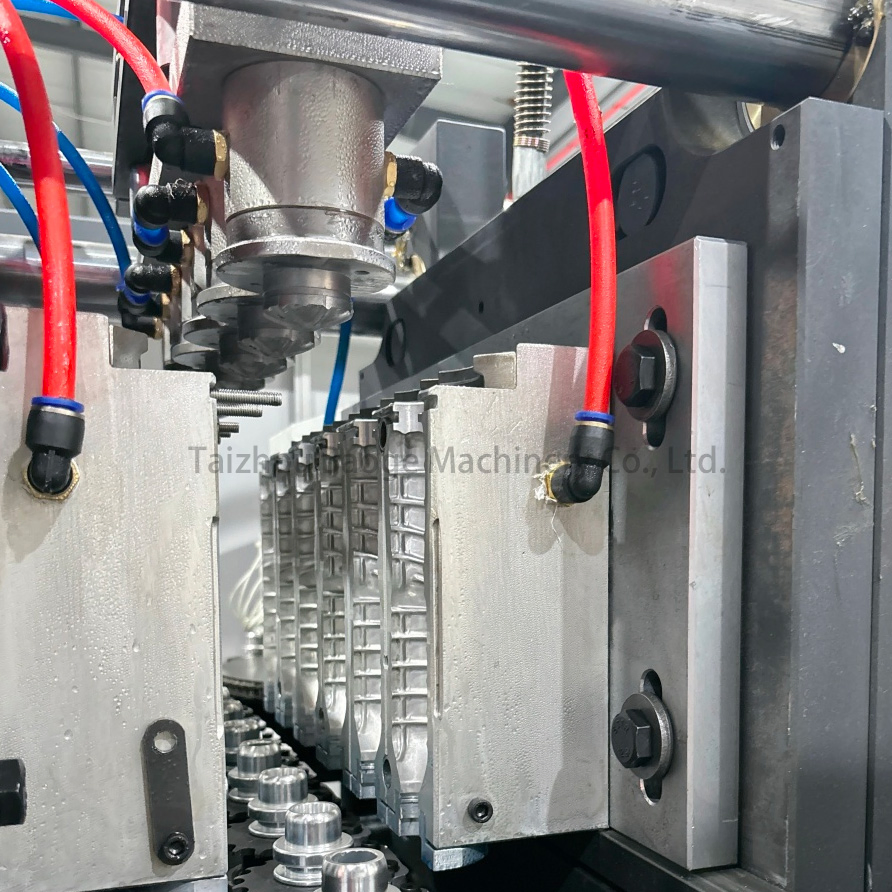 ماكينة لنفخ الزجاجات البلاستيكية الأوتوماتيكية عالية السرعة بالكامل معدات القوالب ماكينة صنع زجاجات الماء