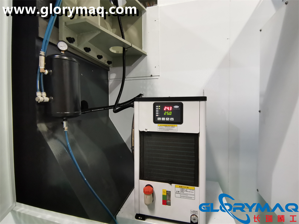 Glorymaq GM-V1580 CNC مركز الميكنة الرأسي آلة التفريز 3/4/5 تم تخصيص جهاز AXIS VMC