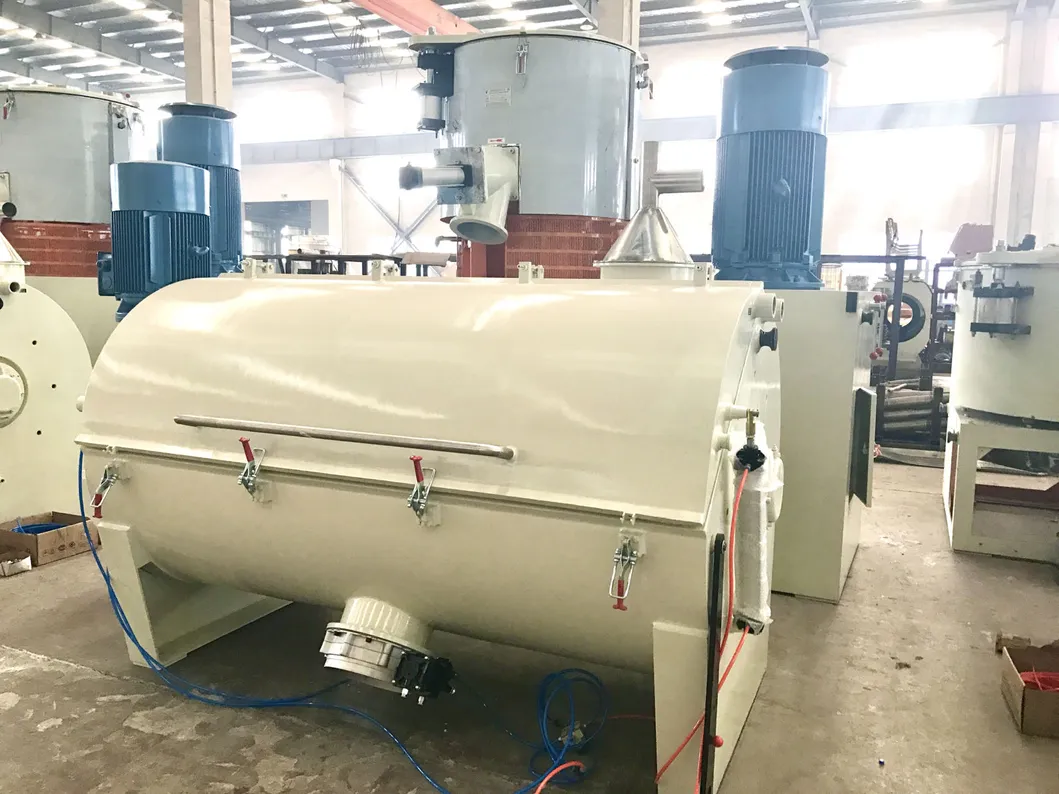 آلة خلط PVC عالية الكفاءة لكرات البلاستيك - النوع الأفقي