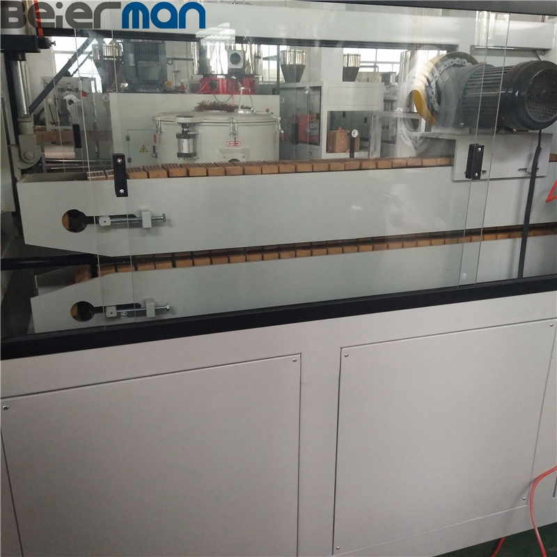 آلة إنتاج خط بثق أنابيب الغاز/الماء من البلاستيك PE/PP/HDPE/PVC/PPR Pert