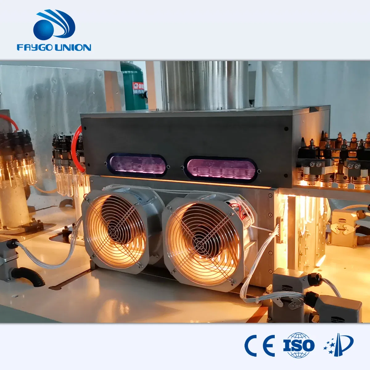 توريد المصنع 12000bph آلة نفخ زجاجات PET ذات التجويف الأوتوماتيكية 4/6/8 لصنع النفخ 500ml 5L زجاجات المياه المعدنية والمشروبات وعصائر الزيت