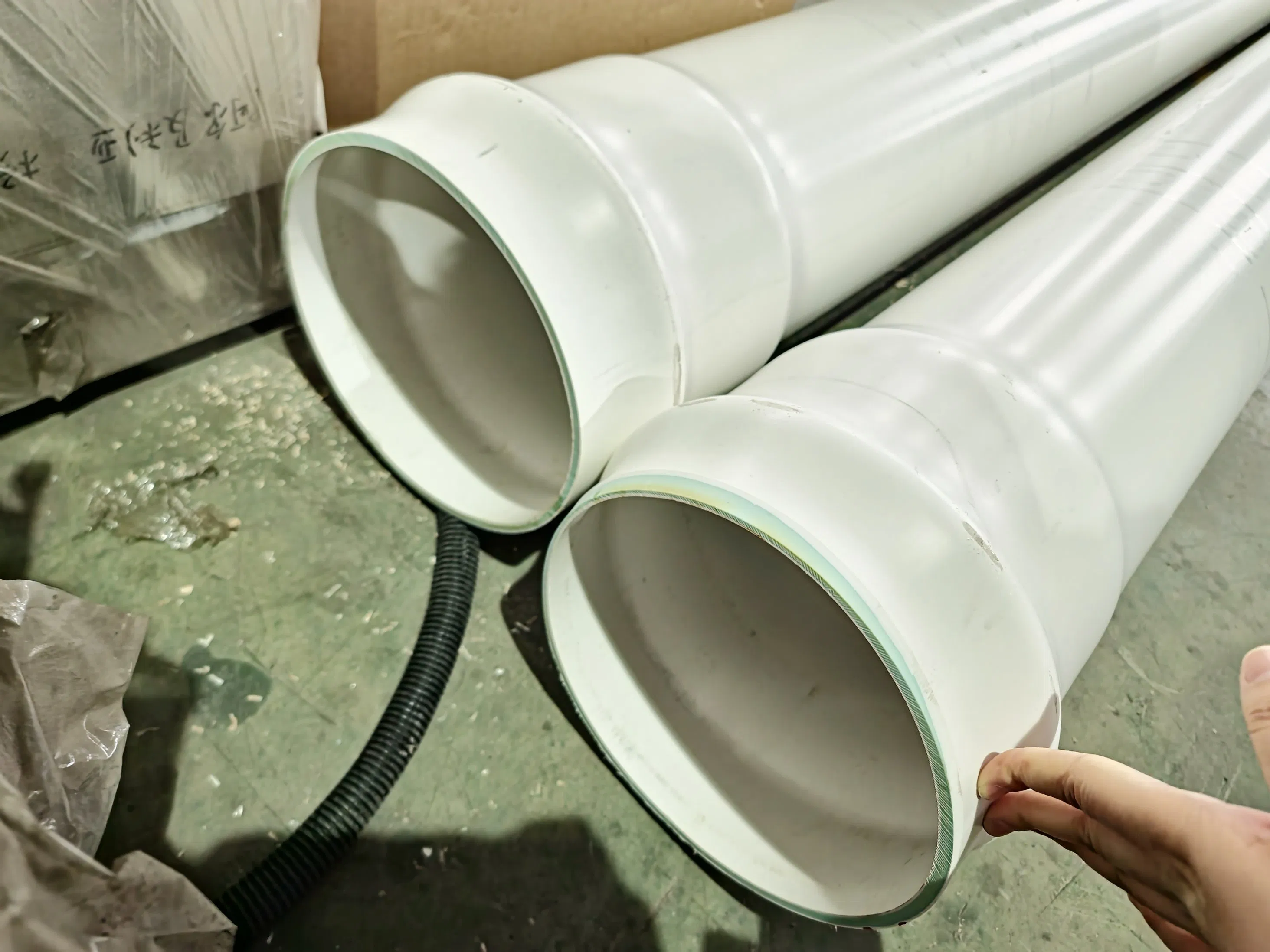 خط إنتاج آلة تصنيع أنابيب البلاستيك PVC UPVC CPVC HDPE PPR Pex conduit الكهربائي للصرف الصحي للمياه والغاز