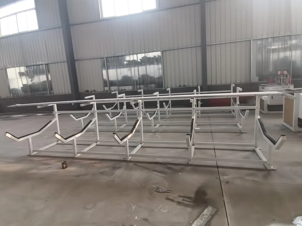 أنابيب الصرف الصحي البلاستيكية أنابيب المياه أنابيب المياه ماكينات تصنيع خط طرد الأنابيب