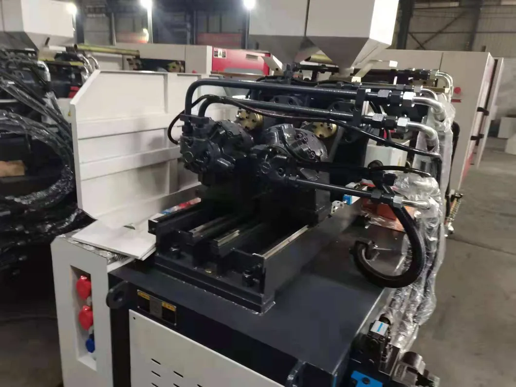 آلة تصنيع ملحقات أنابيب PVC البلاستيكية الصغيرة الاقتصادية