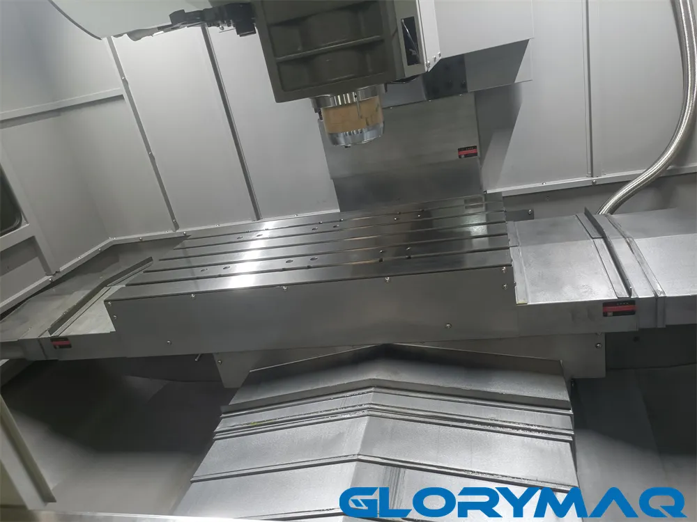 مكونات مركز تشغيل عمودي دقيق CNC