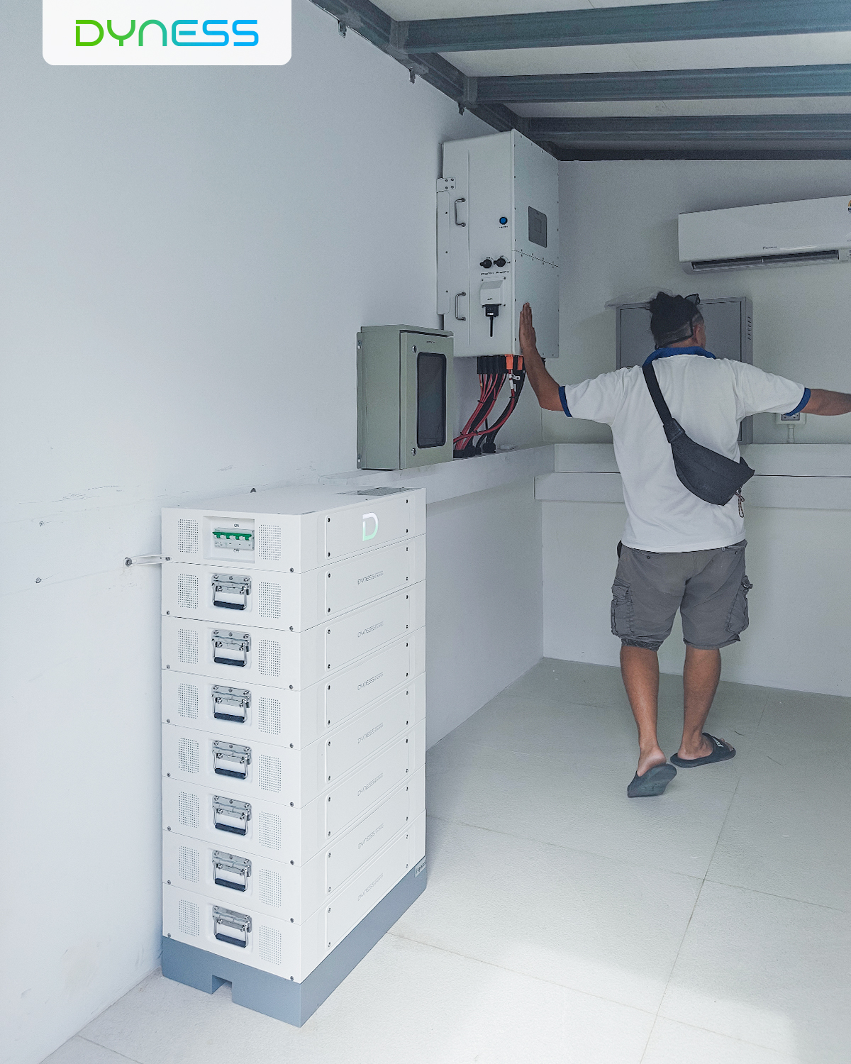 Dyness 50kwh HV commercial Battery Storage system Hot Sales Energy Storage Stackable lifepo4 battery with solis inverter