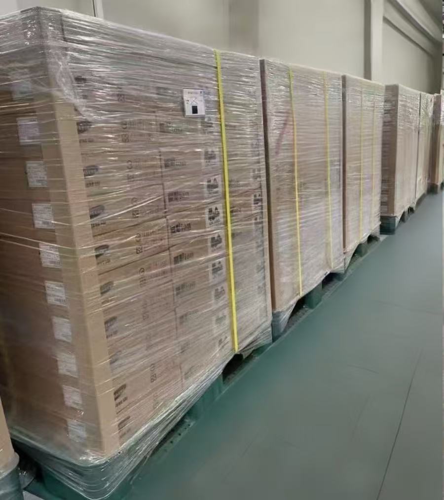 Packaging View 1