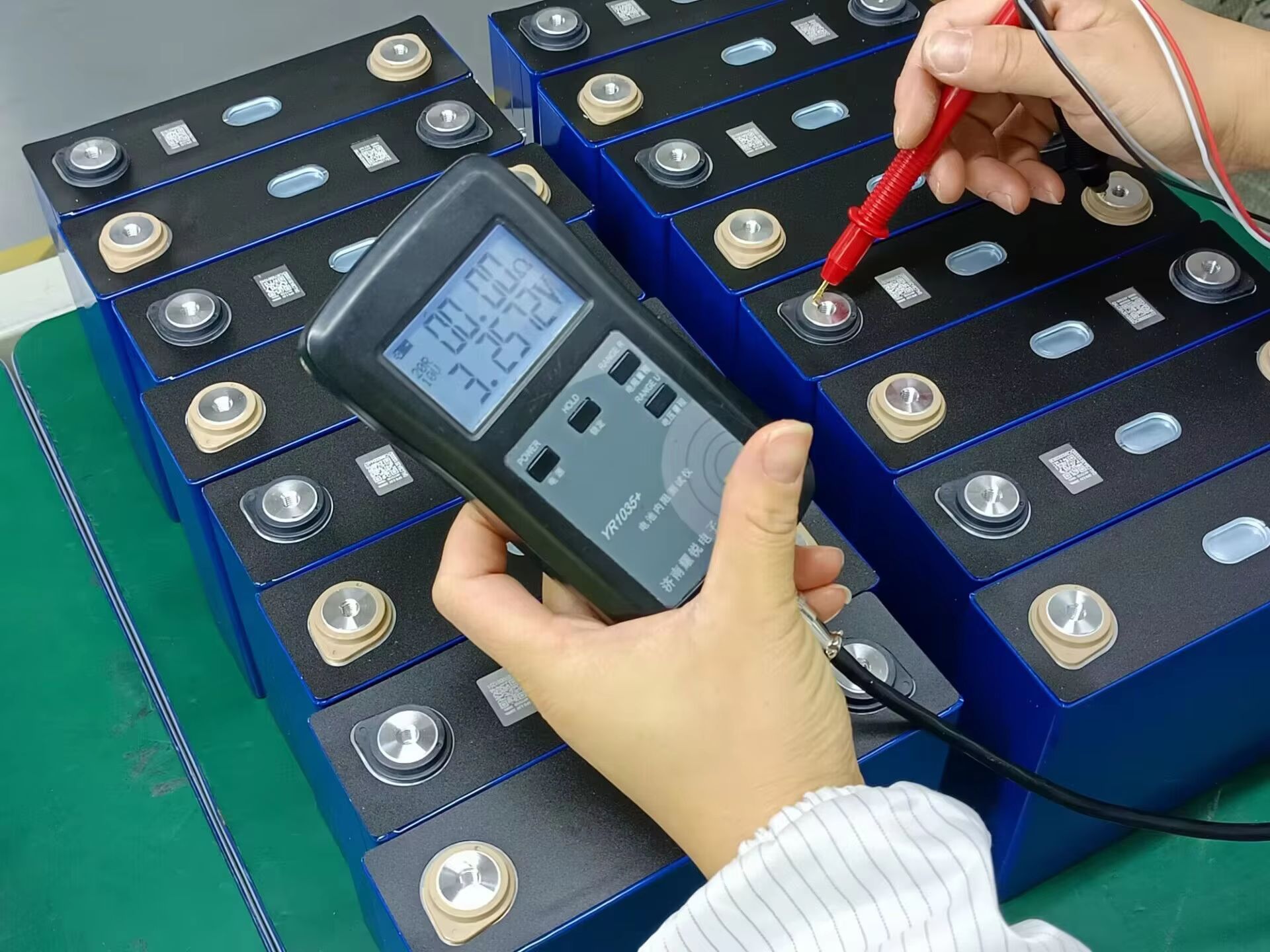 Voltage & Internal Resistance Testing