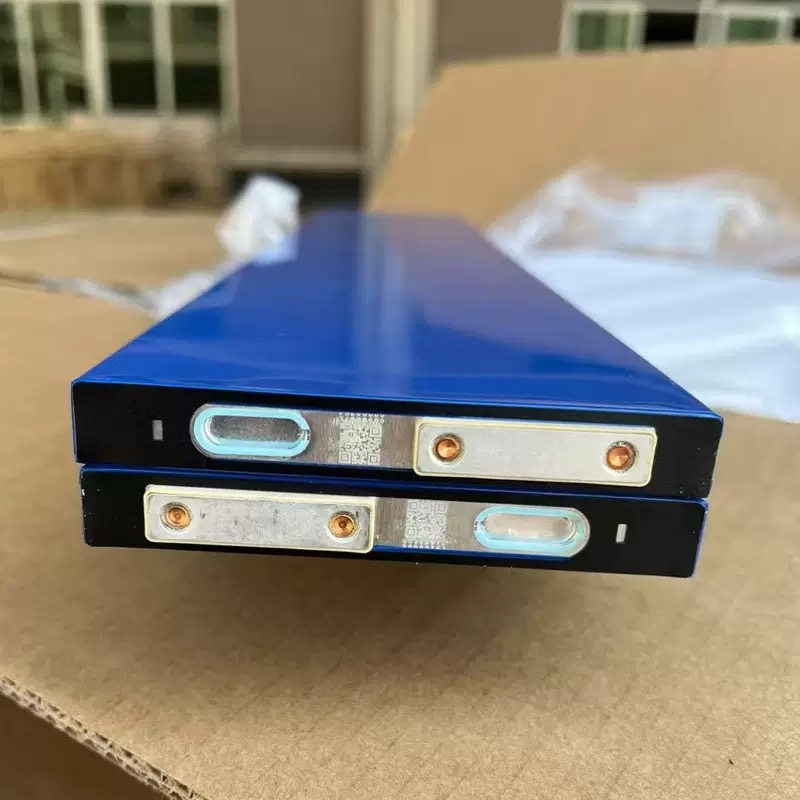 Grade a 3.2V 360Ah LiFePO4 Blade Battery Cell Deep Cycle for Solar Energy Storage RV Golf Cart Thin &amp; Long Shape, Higher Space