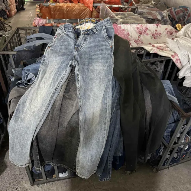 Calças Jeans Masculinas em Lote para Homens, Roupas Usadas em Bale