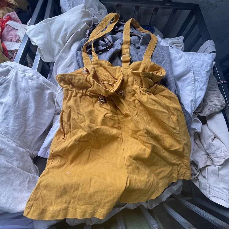 Roupas Usadas Macacão Feminino Detalhe 5