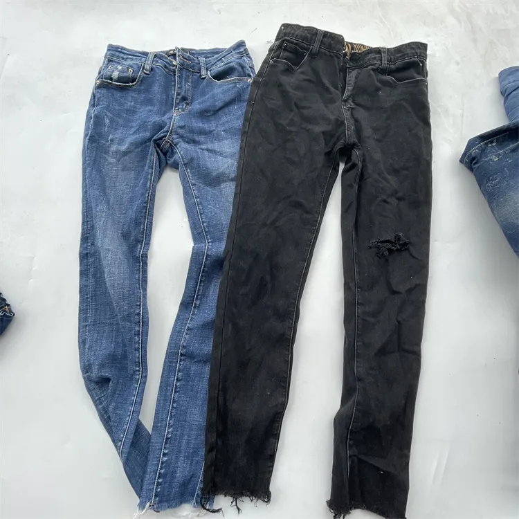 Calças skinny femininas usadas em segunda mão por atacado em grande quantidade