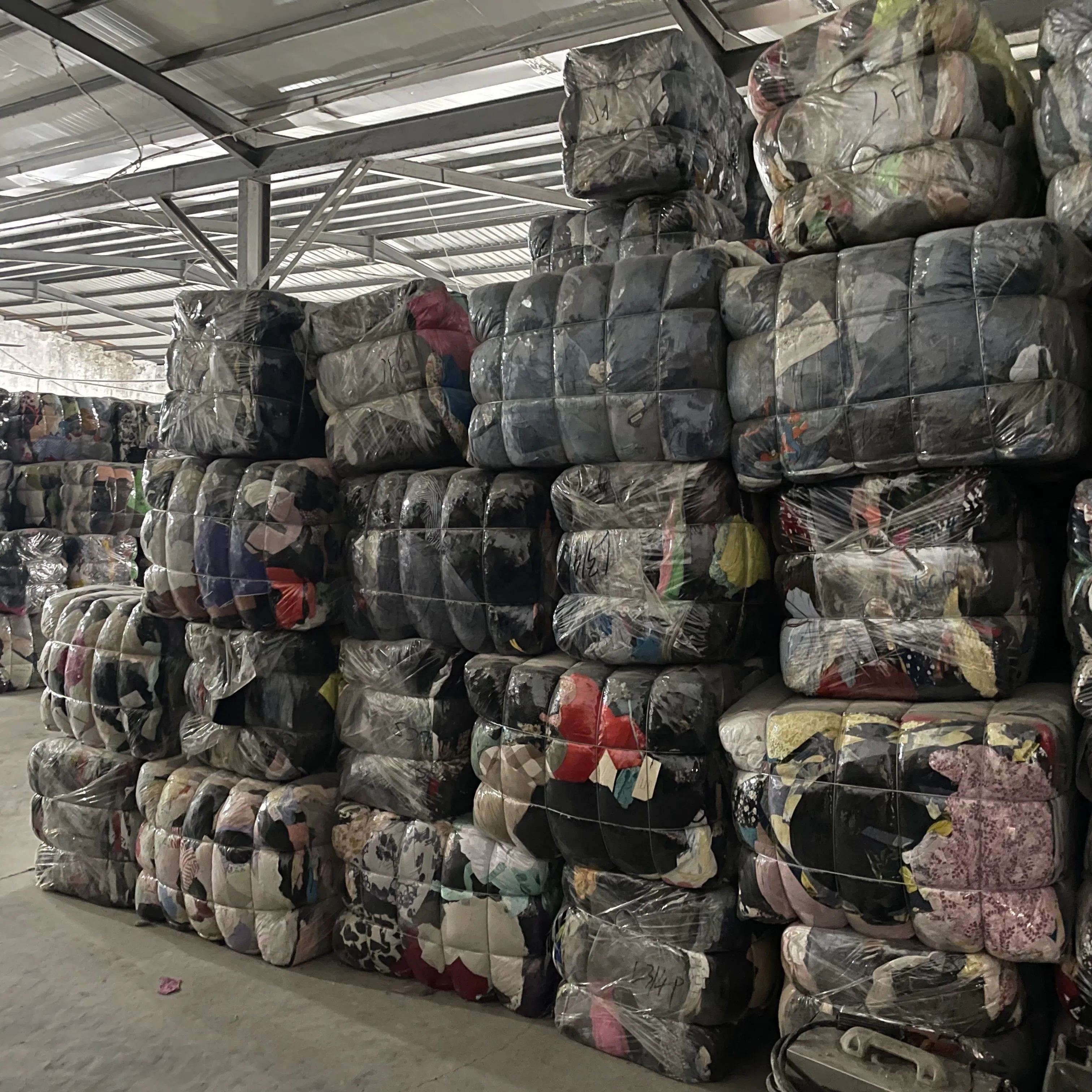 Calças Jeans Femininas Usadas, Desgastadas, Estilo Boyfriend, Largura Ampla, Jeans Rasgado em Fardos