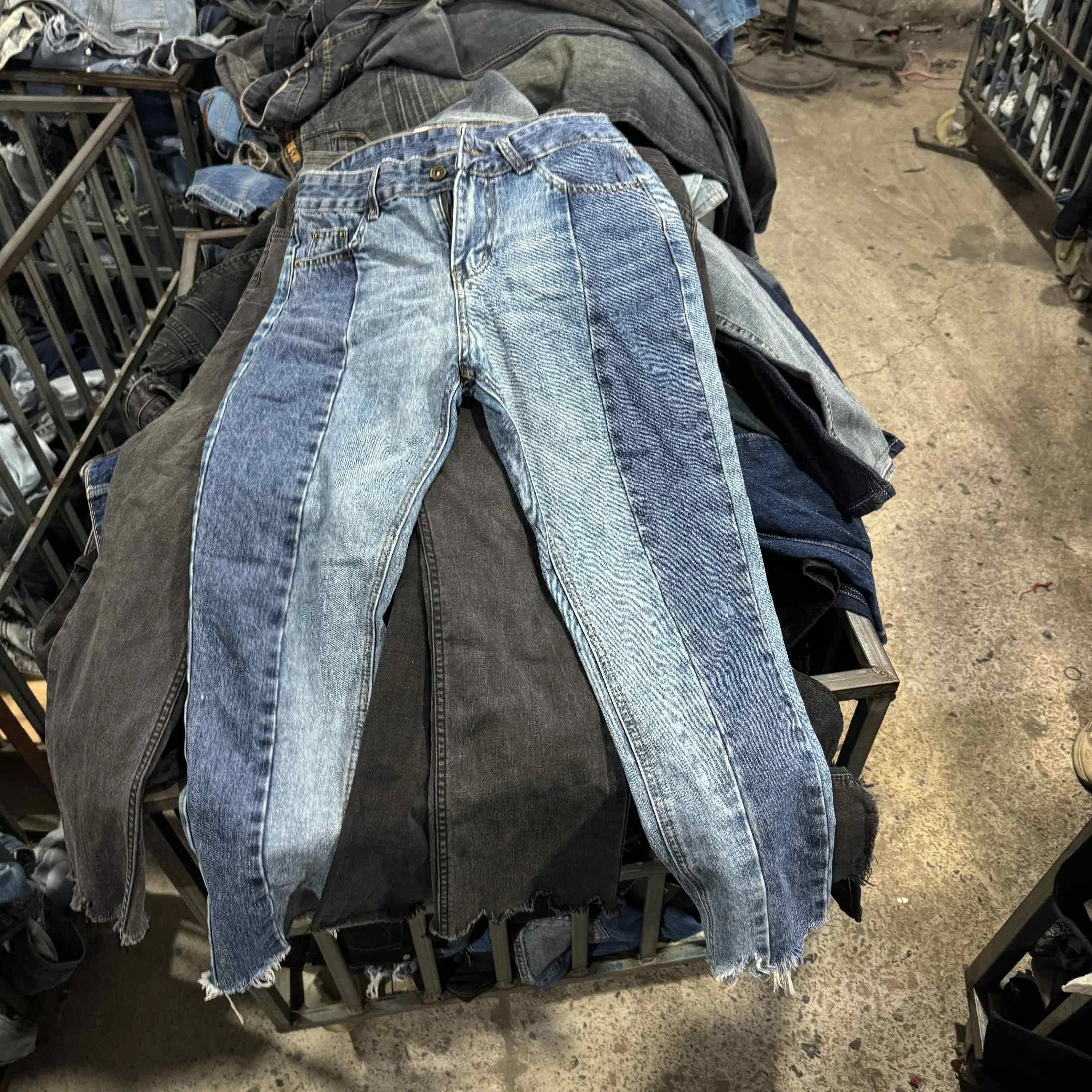 Calças Jeans Masculinas em Lote para Homens, Roupas Usadas em Bale