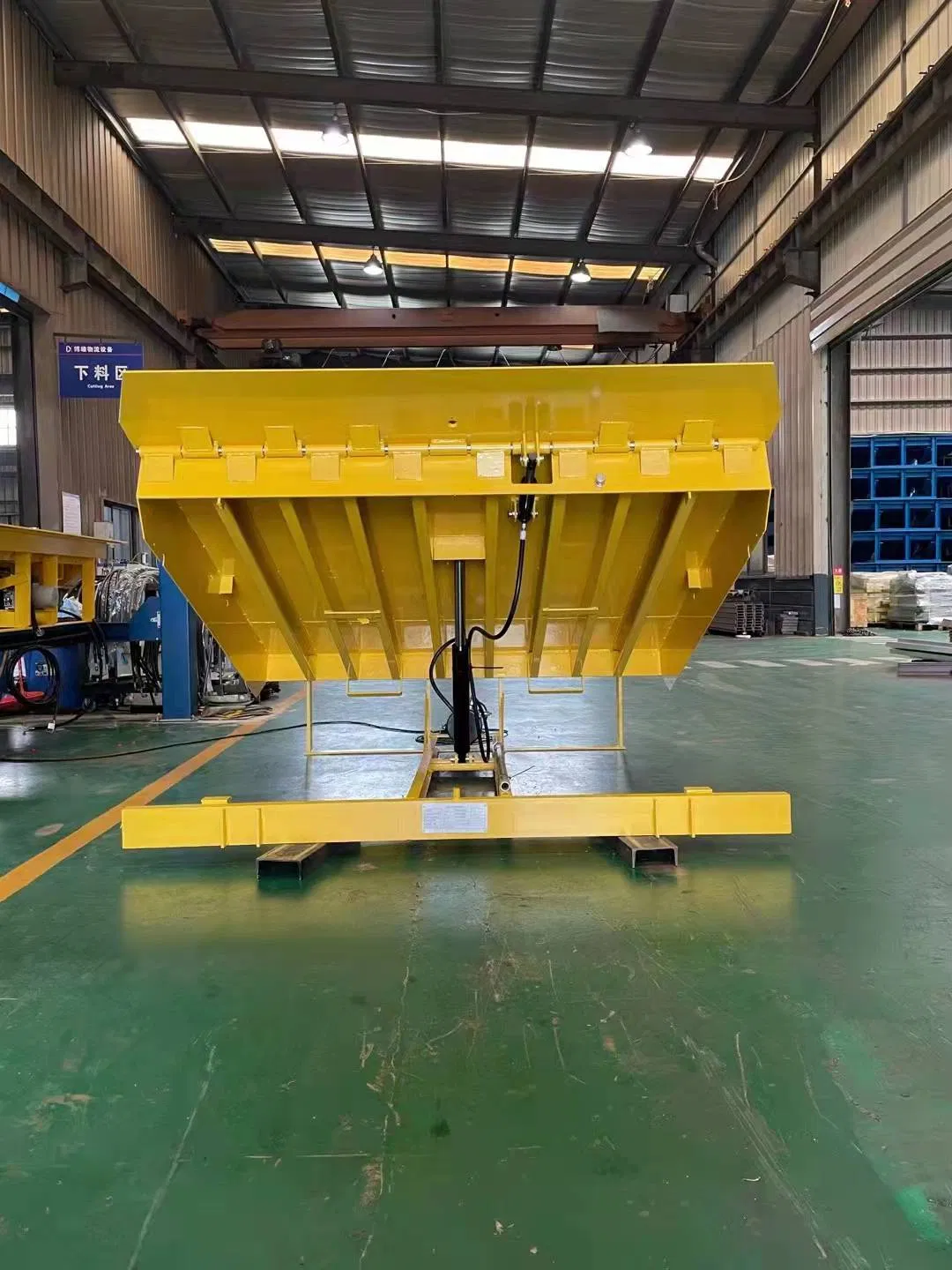 Telescopic-Lip Swinging Lip Vehicle Lift Equipment Car Lift Dock Leveler Garage Equipment Loading and Unloading Device