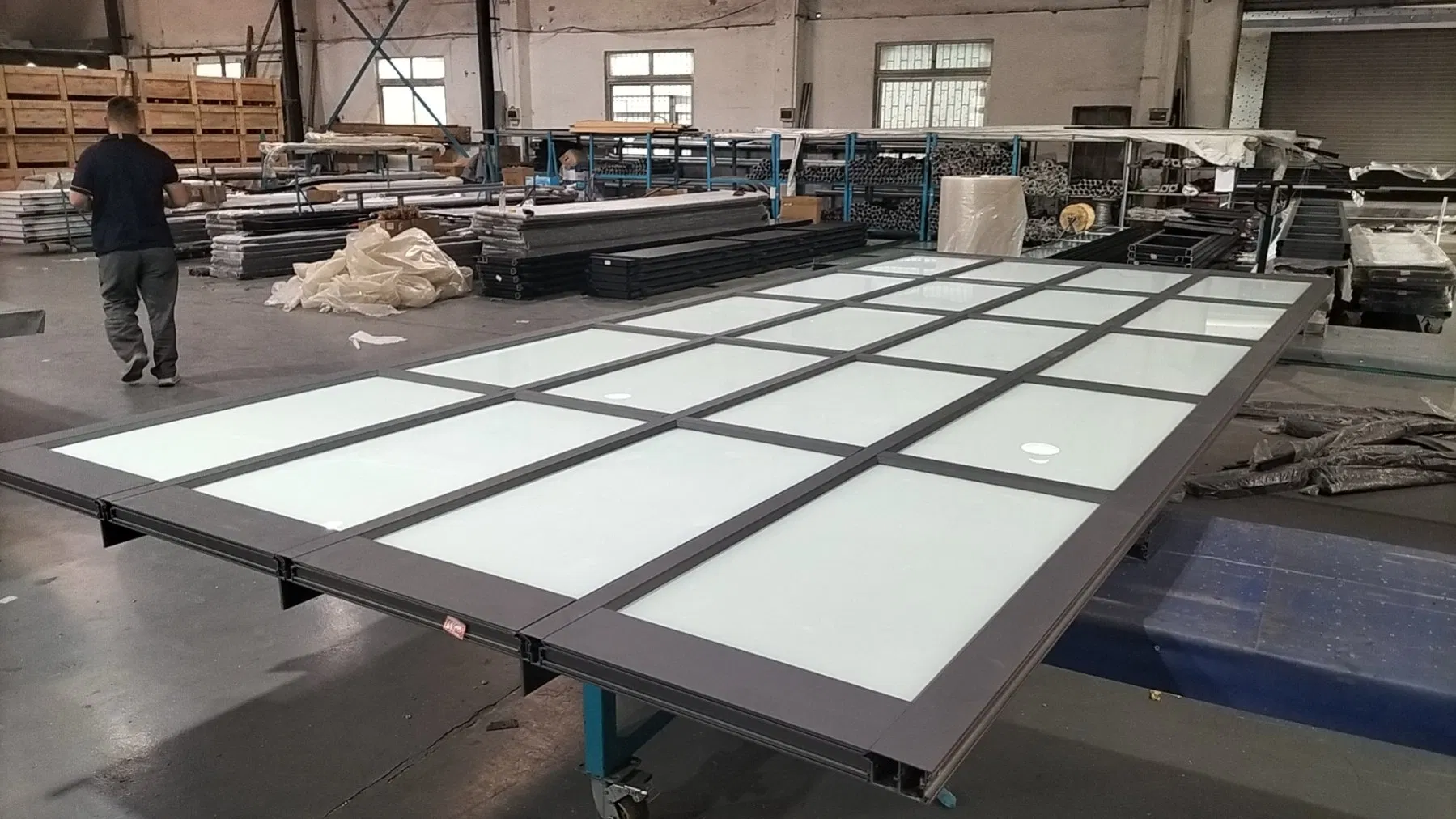 Full View Interior Doors Aluminium Alloy Panoramic Perspective Sectional Garage Door