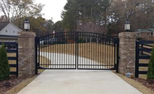 Wrought Iron Galvanized Steel Driveway and Walkway Sliding and Swing Security Gate