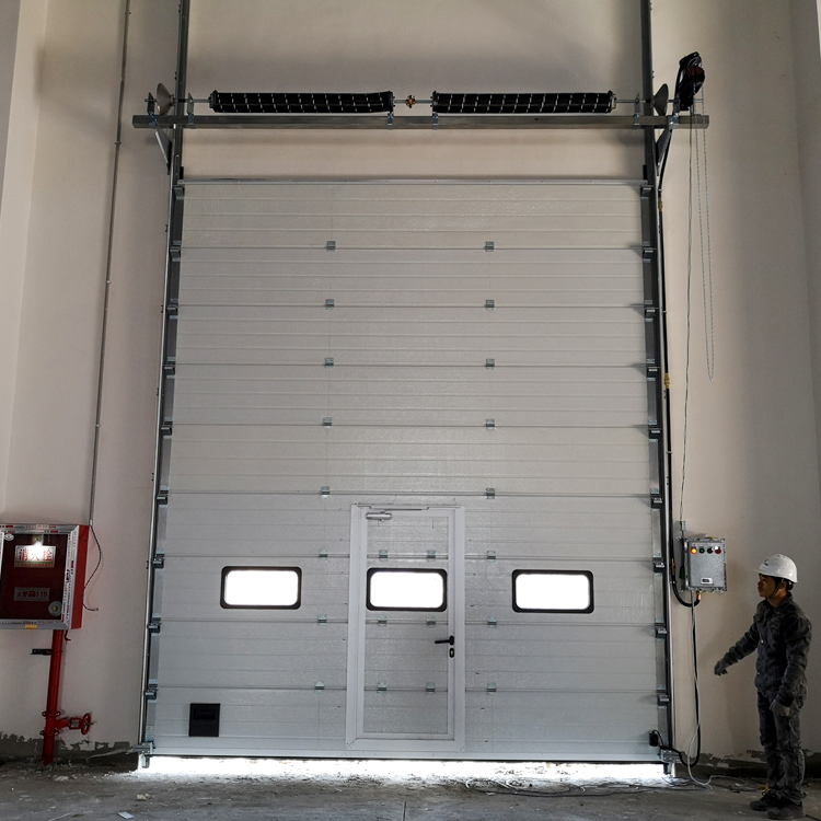 Steel Heat Insulated Panel Vertical Lift Sectional Overhead Industrial Door