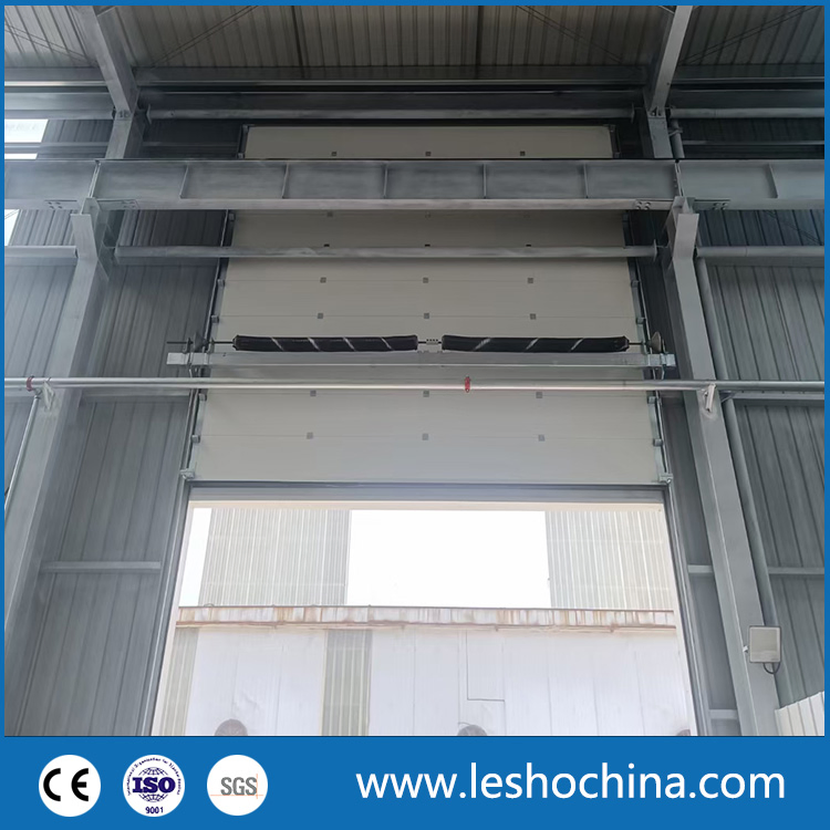 Vertical Lifting up Industrial Thermal Insulated Lift Overhead Sectional Panel Door