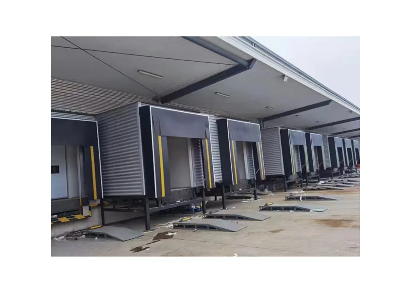 Heavy-Duty Inflatable Door Seal