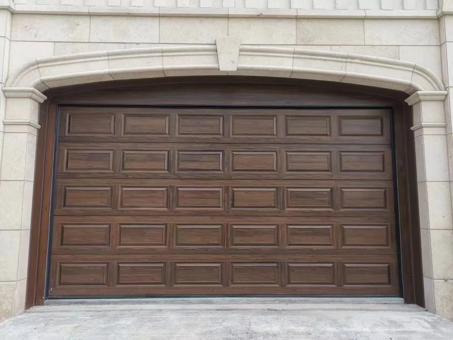 Canada Electric Insulated Sandwich Panels Safety Garage Roll up Door